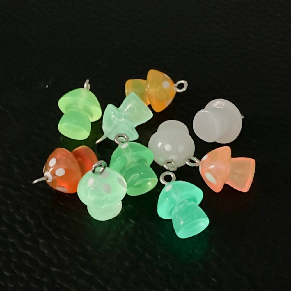 16pcs Luminous Mushroom Charms - огляд і ціна Resin Art For Sale